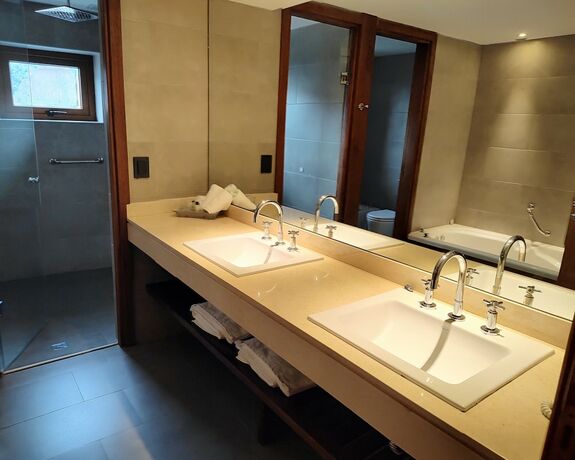 Imagen general del Hotel Hotel and Spa La Chemin&eacute;e. Foto 12
