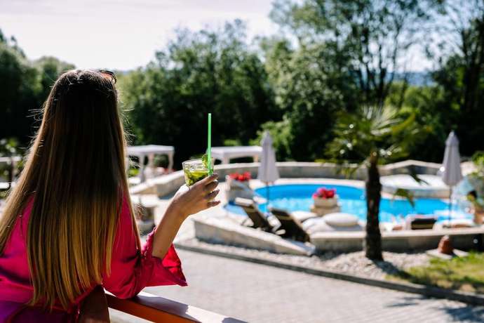 Imagen de la piscina del Hotel Hotel and Spa Resort Kaskady. Foto 19