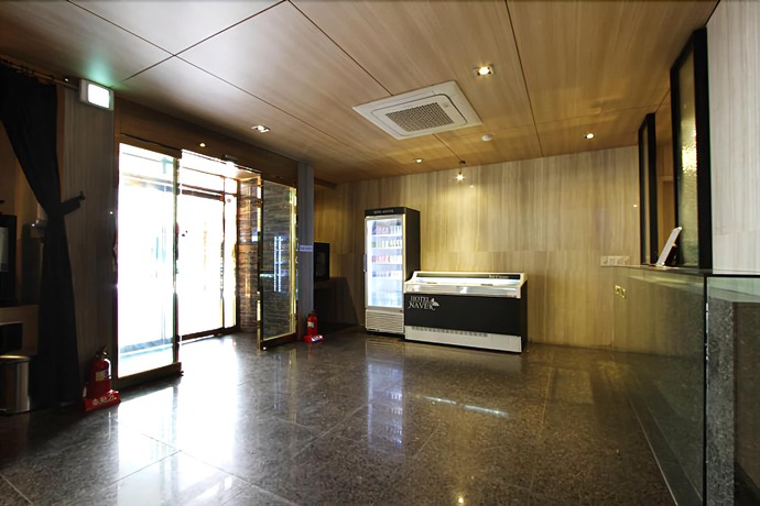 Imagen de los interiores del Hotel Hotel iNaver. Foto 18
