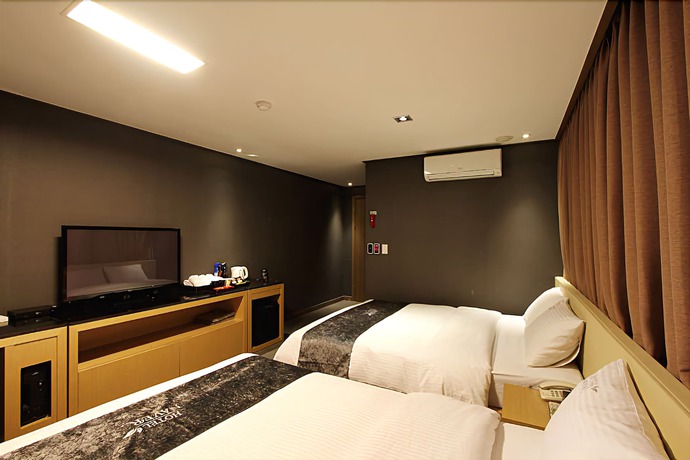Imagen de la habitación del Hotel Hotel iNaver. Foto 7