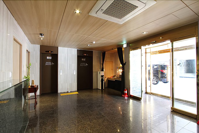 Imagen de los interiores del Hotel Hotel iNaver. Foto 20