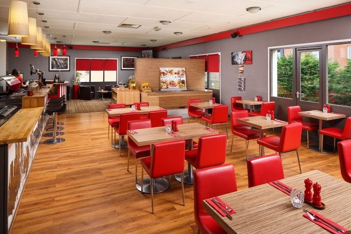 Imagen del bar/restaurante del Hotel Hotel ibis Birmingham Centre Irving Street. Foto 3