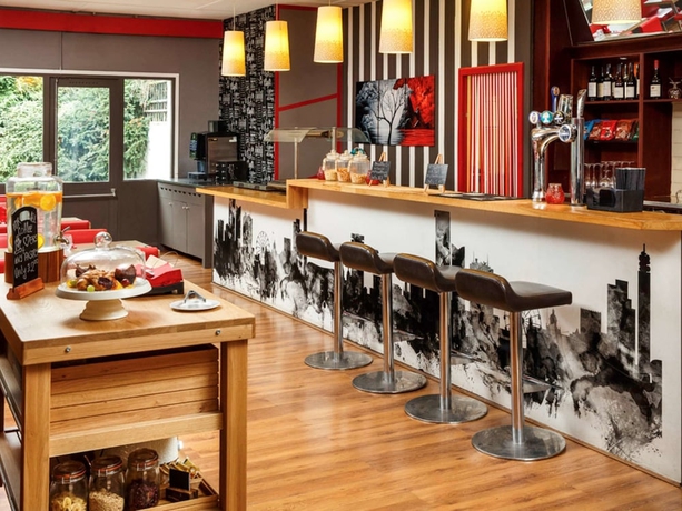 Imagen del bar/restaurante del Hotel Hotel ibis Birmingham Centre Irving Street. Foto 5