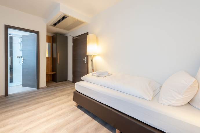 Imagen de la habitación del Hotel Hotel in Laisen. Foto 3
