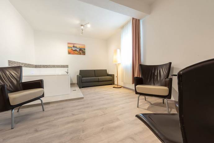 Imagen de la habitación del Hotel Hotel in Laisen. Foto 15