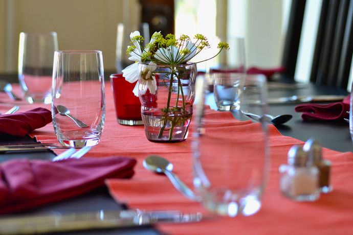 Imagen del bar/restaurante del Hotel Hotel restaurant Entre Nous. Foto 3