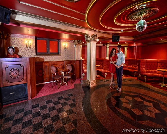 Imagen general del Hotel Hotel Żubr&oacute;wka Spa & Wellness. Foto 3