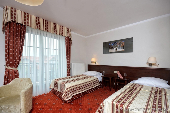 Imagen de la habitación del Hotel Hotel Żubr&oacute;wka Spa & Wellness. Foto 11