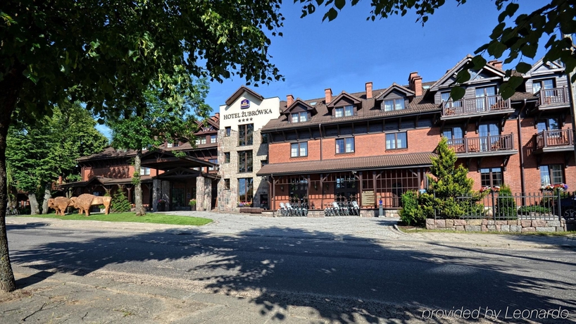 Imagen de los exteriores del Hotel Hotel Żubr&oacute;wka Spa & Wellness. Foto 15