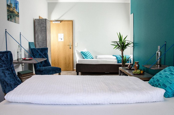 Imagen de la habitación del Hotel Hotel underSTAYtement. Foto 12