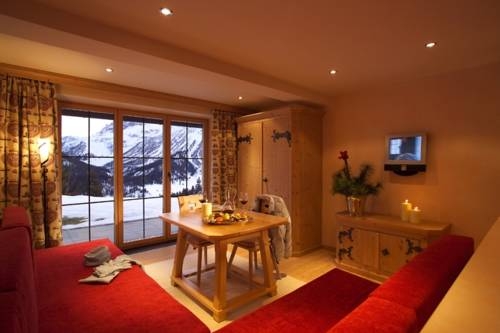 Imagen general del Hotel Hotel y Chalet Montana. Foto 15