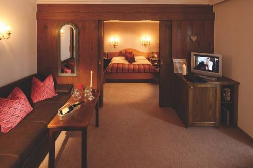 Imagen general del Hotel Hotel y Chalet Montana. Foto 20