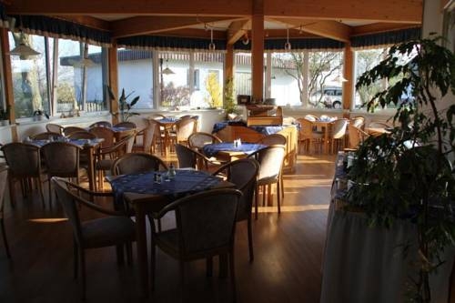 Imagen general del Hotel Hotel y Restaurant Mecklenburger M&uuml;hle. Foto 2