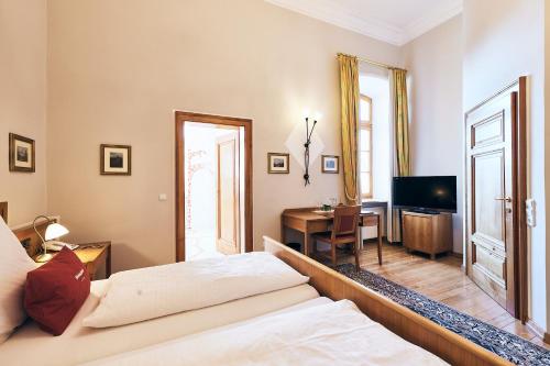 Imagen de la habitación del Hotel Hotel y Restaurant Waldschloss. Foto 15