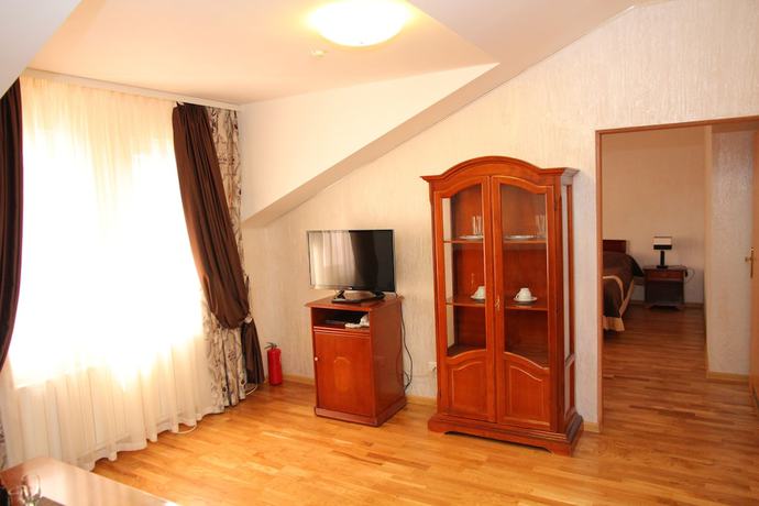 Imagen de la habitación del Hotel Hotel4crowns. Foto 11