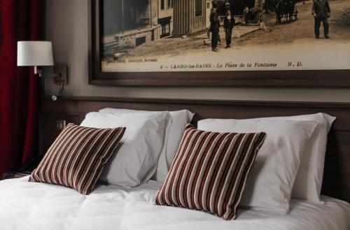 Imagen de la habitación del Hotel Hotel-Caf&eacute; du Trinquet. Foto 7