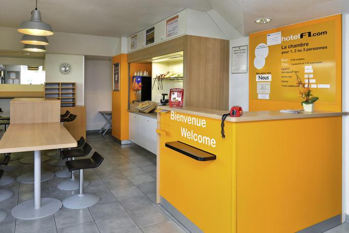 Imagen de los interiores del Hotel HotelF1 Douai Flers. Foto 5