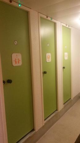 Imagen de los interiores del Hotel HotelF1 Dunkerque Centre St Pol sur Mer. Foto 7