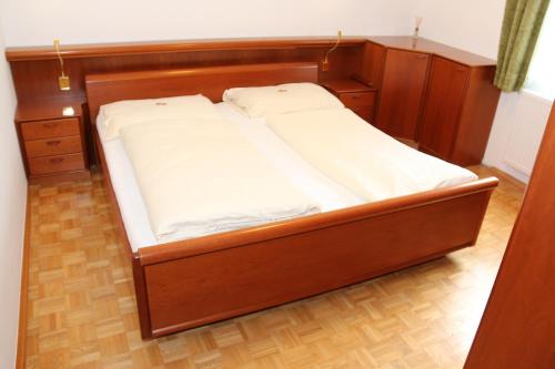 Imagen general del Hotel Hotel-Garni & Hostel Sandwirt. Foto 10