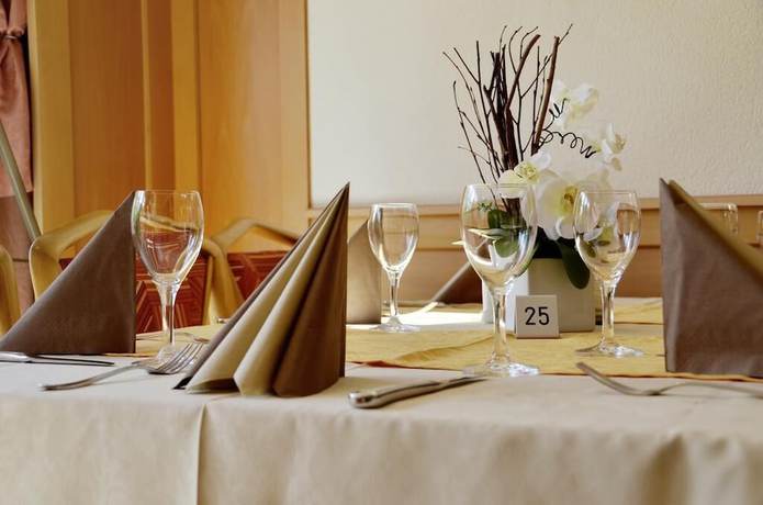 Imagen del bar/restaurante del Hotel Hotel-Gasthof Am Forsthof. Foto 4