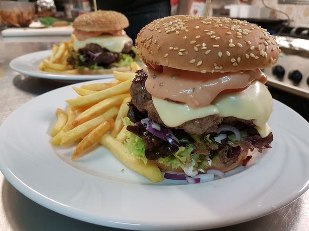 Imagen del bar/restaurante del Hotel Hotel-Gasthof Lammersdorf. Foto 3