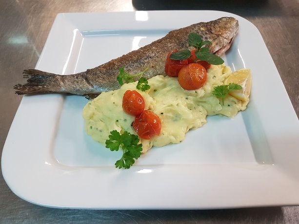 Imagen del bar/restaurante del Hotel Hotel-Gasthof Lammersdorf. Foto 5