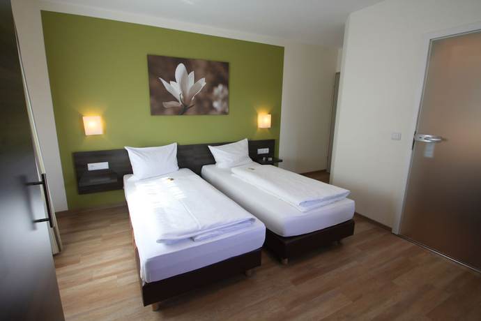 Imagen de la habitación del Hotel Hotel-Gasthof Wei&szlig;es Ro&szlig;. Foto 11