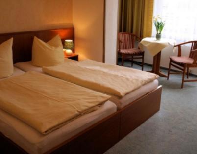 Imagen de la habitación del Hotel Hotel-Pension Ursula. Foto 6