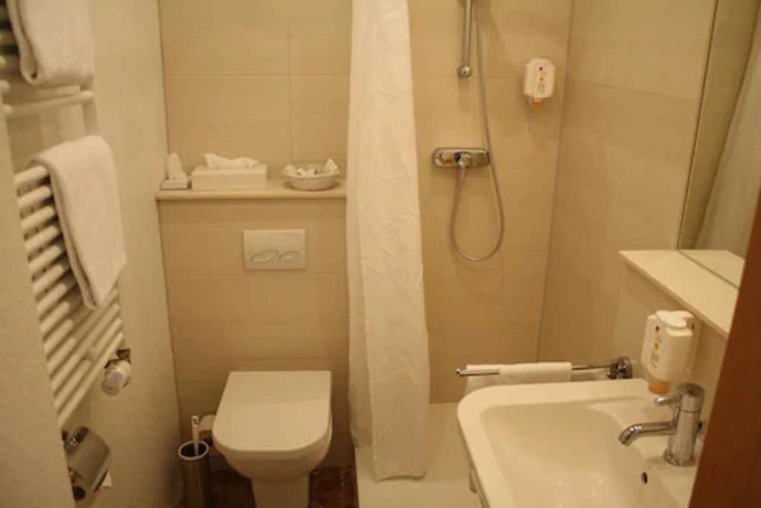 Imagen de la habitación del Hotel Hotel-Restaurant Bastenhaus. Foto 5