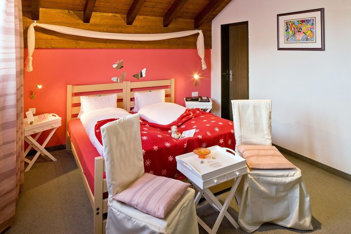 Imagen de la habitación del Hotel Hotel-Restaurant B&uuml;rchnerhof. Foto 4