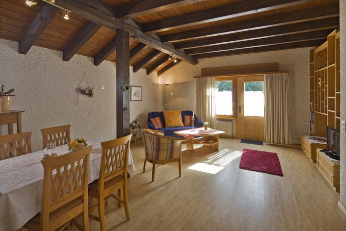 Imagen de la habitación del Hotel Hotel-Restaurant B&uuml;rchnerhof. Foto 8