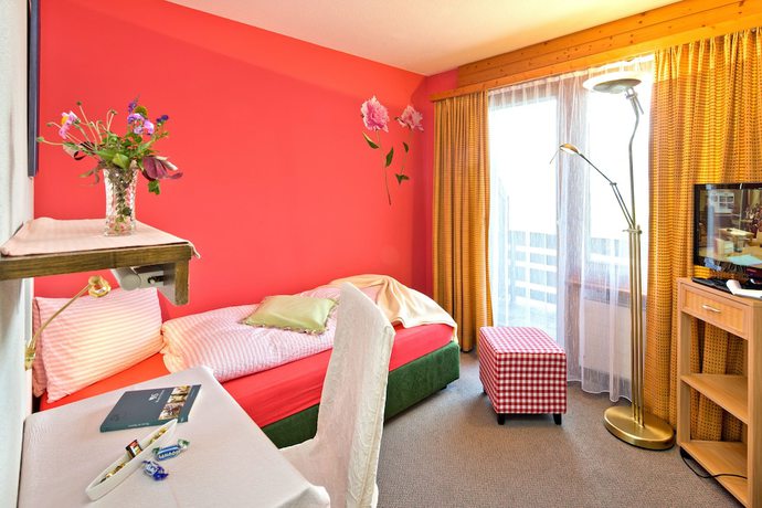 Imagen de la habitación del Hotel Hotel-Restaurant B&uuml;rchnerhof. Foto 18