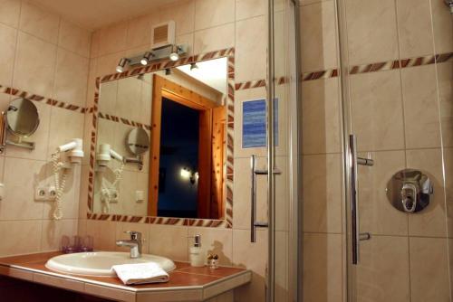 Imagen de la habitación del Hotel Hotel-Restaurant Edelweiẞ. Foto 17