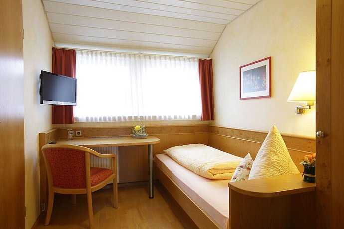 Imagen de la habitación del Hotel Hotel-Restaurant Gasthof Adler. Foto 2