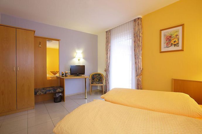 Imagen de la habitación del Hotel Hotel-Restaurant Gasthof Adler. Foto 12