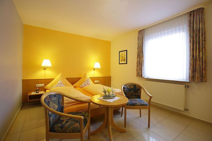 Imagen de la habitación del Hotel Hotel-Restaurant Gasthof Adler. Foto 15