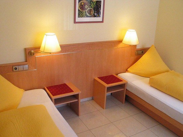 Imagen de la habitación del Hotel Hotel-Restaurant Gasthof Adler. Foto 19