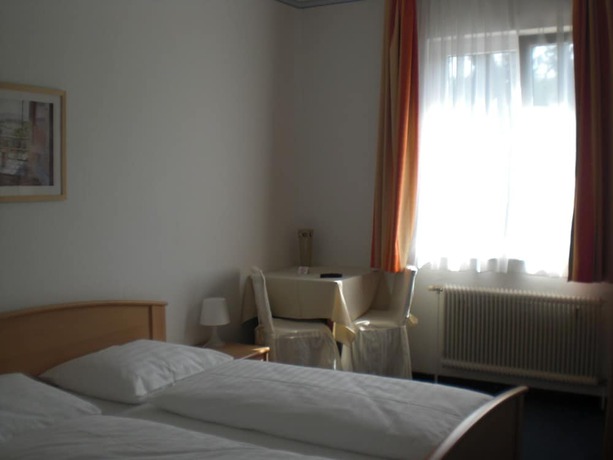 Imagen de la habitación del Hotel Hotel-Restaurant Marienhof. Foto 13