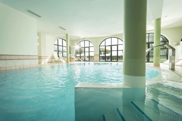 Imagen de la piscina del Hotel Hotel-Restaurant Staribacher. Foto 20