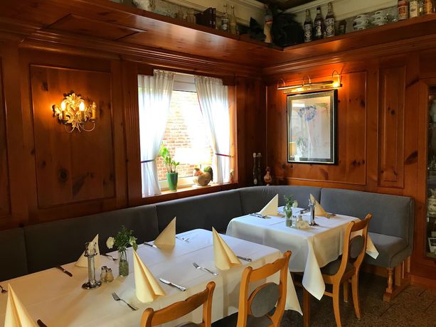 Imagen del bar/restaurante del Hotel Hotel-Restaurant St&uuml;er. Foto 8