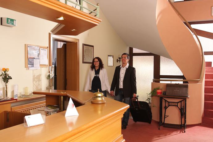 Imagen de los interiores del Hotel Hotel-Restaurant Zur Linde. Foto 20