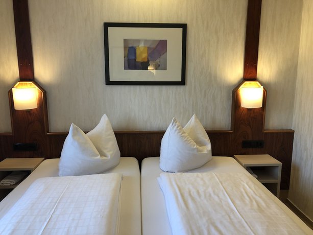 Imagen de la habitación del Hotel Hotel-Restaurant and G&auml;stehaus L&ouml;wen. Foto 14