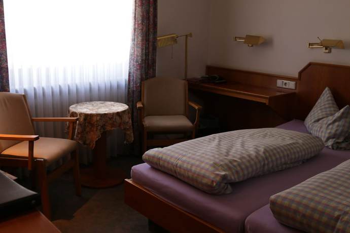 Imagen de la habitación del Hotel Hotel-Ristorante &Auml;tna. Foto 5