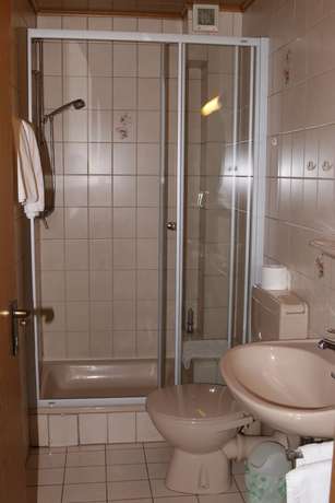 Imagen de la habitación del Hotel Hotel-Ristorante &Auml;tna. Foto 15