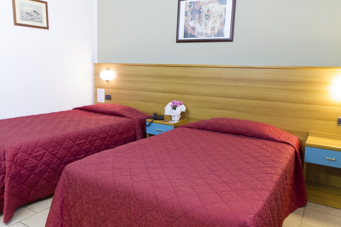 Imagen de la habitación del Hotel HotelTo. Foto 8