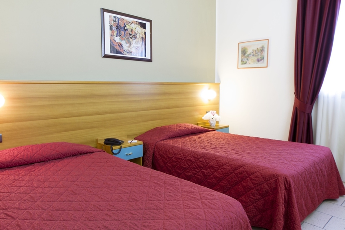 Imagen de la habitación del Hotel HotelTo. Foto 9