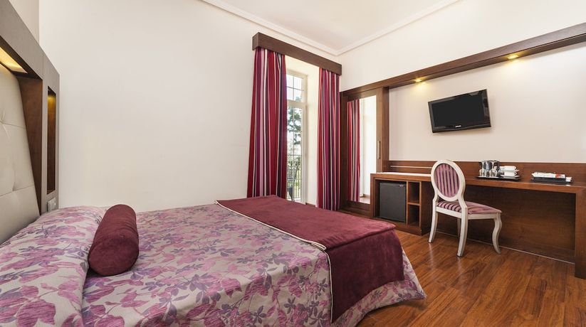 Imagen de la habitación del Hotel Hoteles Globales Reina Cristina. Foto 3