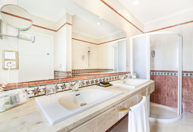 Imagen de la habitación del Hotel Hoteles Globales Reina Cristina. Foto 5