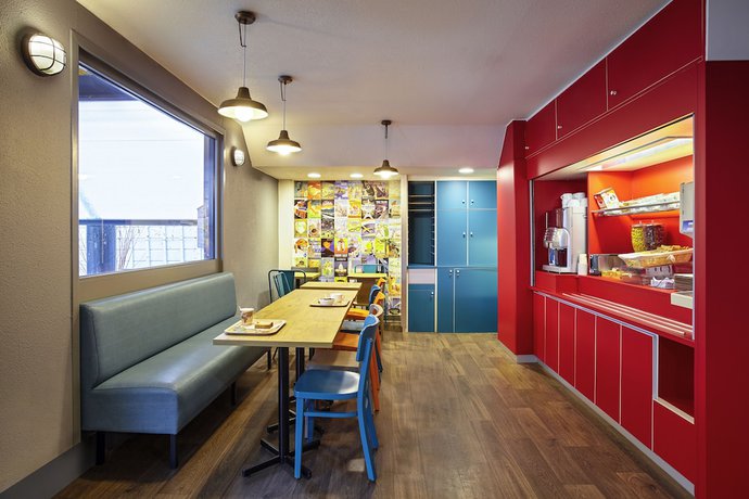 Imagen de los interiores del Hotel Hotelf1 Br&eacute;tigny-sur-orge. Foto 19