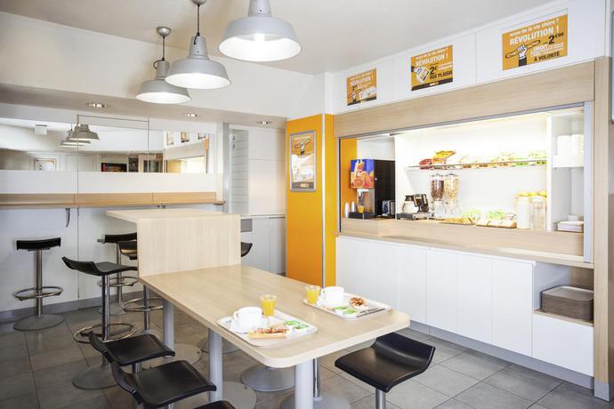 Imagen del bar/restaurante del Hotel Hotelf1 Nantes sud aéroport Bouguenais. Foto 2